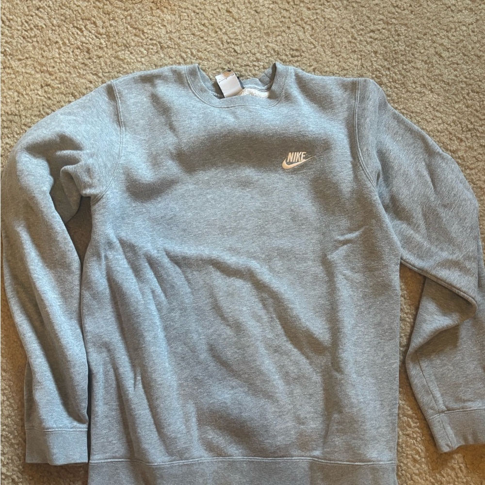 Nike Men's Gray Crewneck